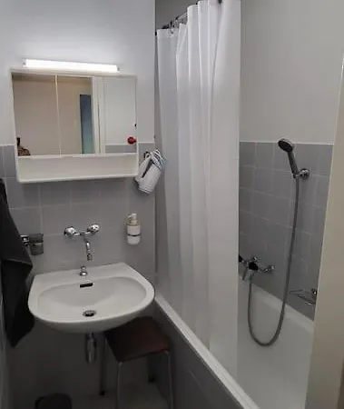 Cozy 2-bedroom Apartment, With Terrace & Indoor Parking Crans-Montana